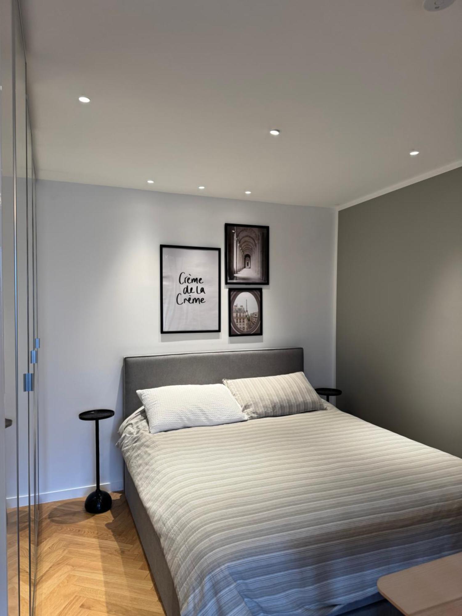 2 Bedroom Renovated In The Heart Of Apartment *